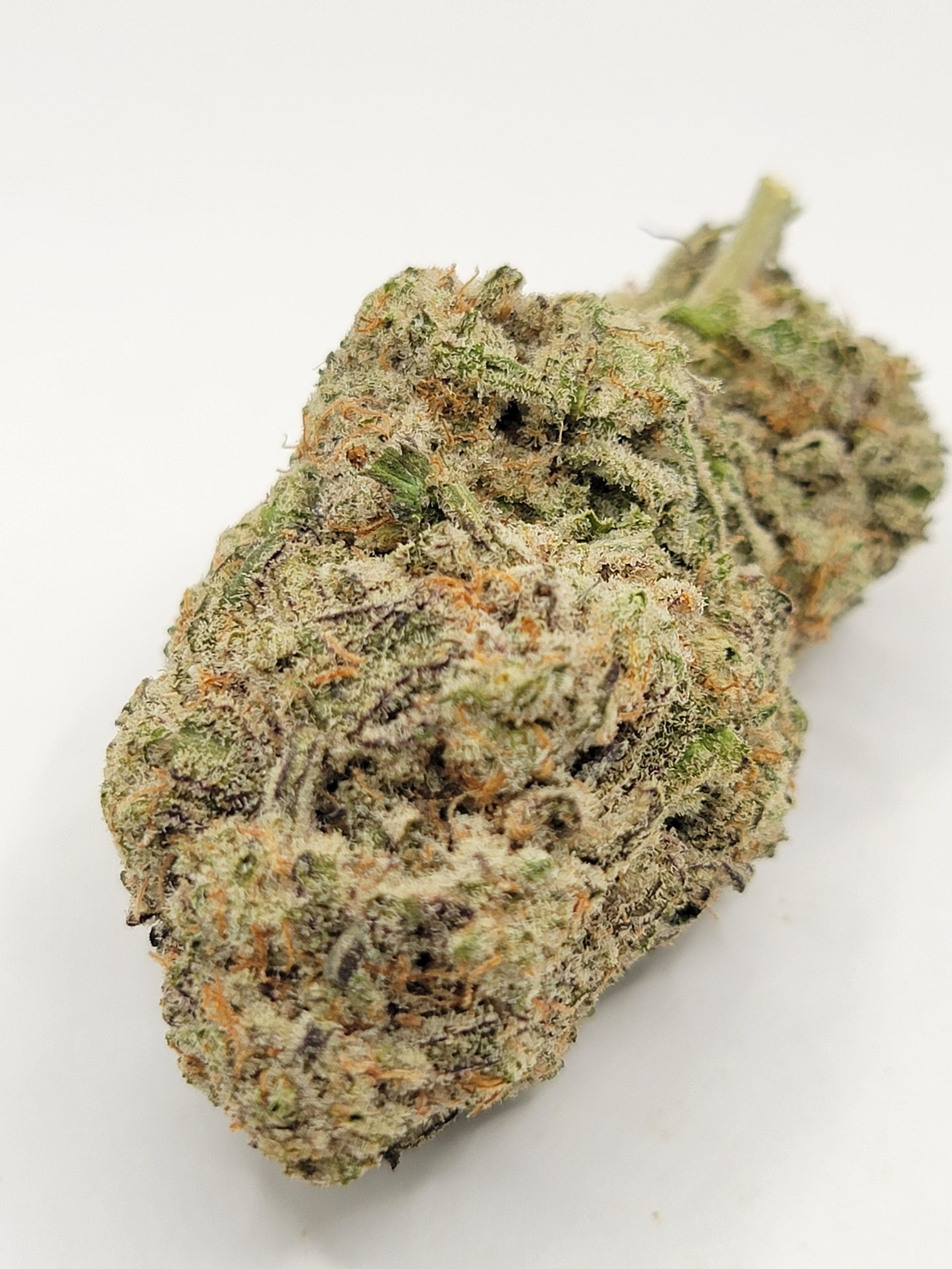 weedshelf-mendo-breath-top-shelf-5a-scaled-1.jpg Mendo Breath (TOP-SHELF/5A) - Image 1